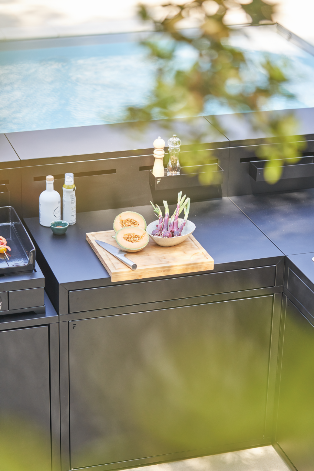 Módulo cocina exterior plano de acero negro 2