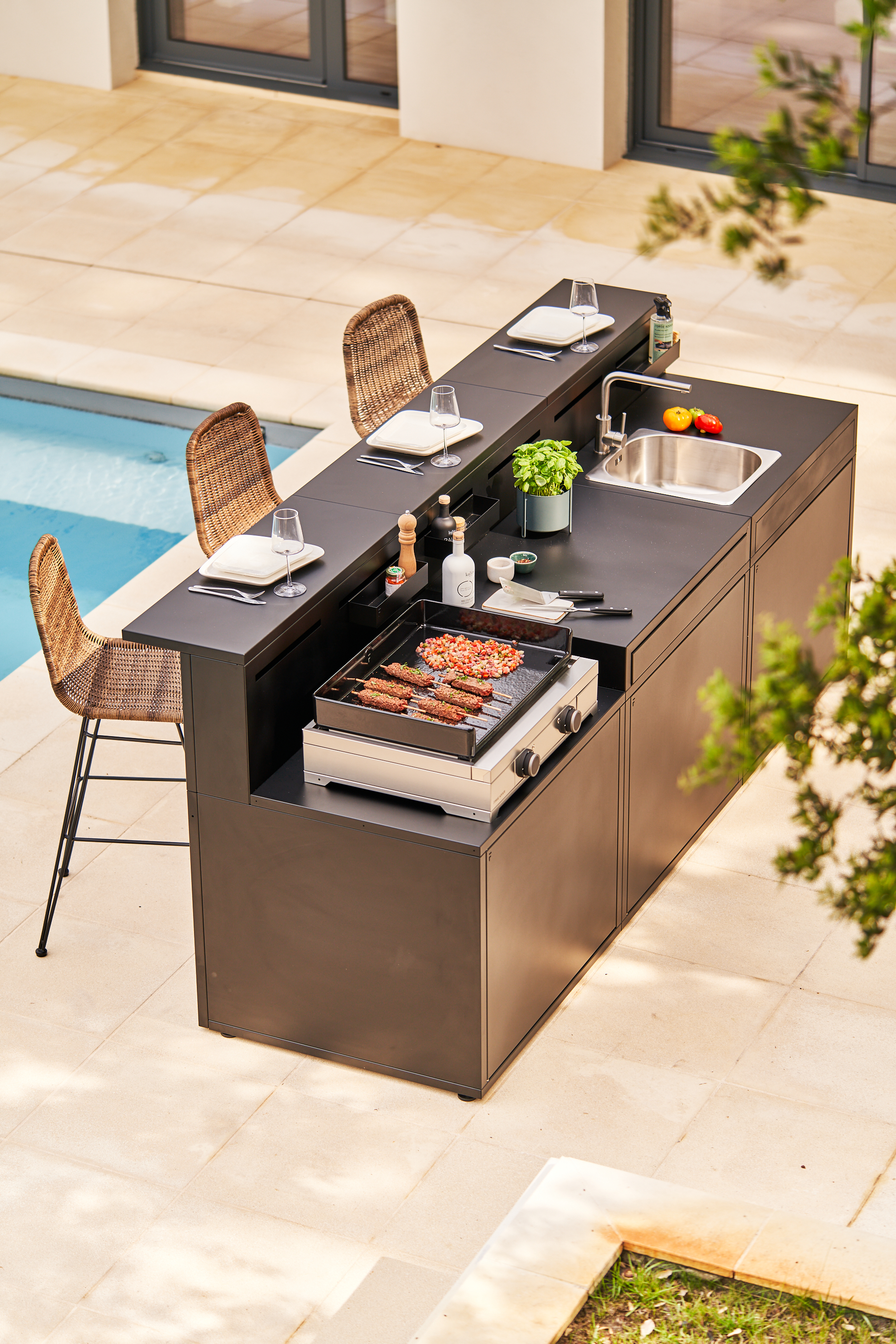 Módulo de cocina exterior para para planchas color negro 6