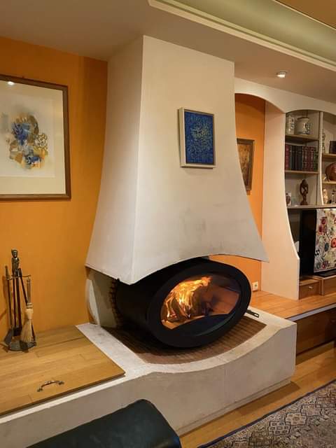 Chimenea colgante de leña CALPE