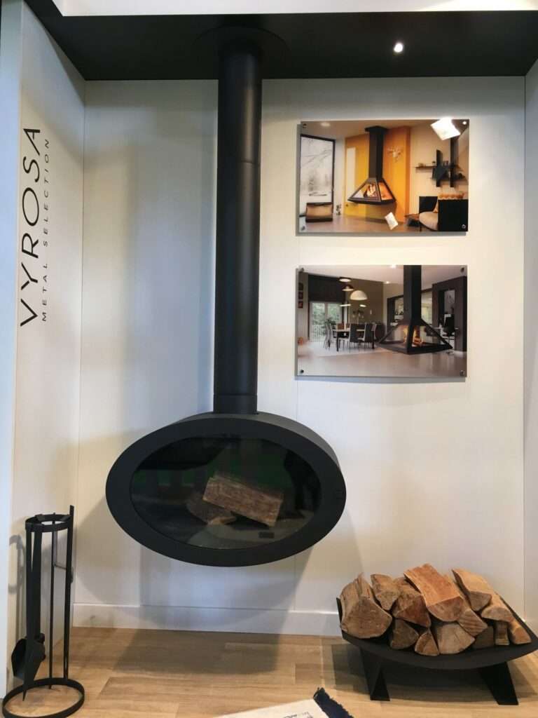 Chimenea colgante de leña CALPE