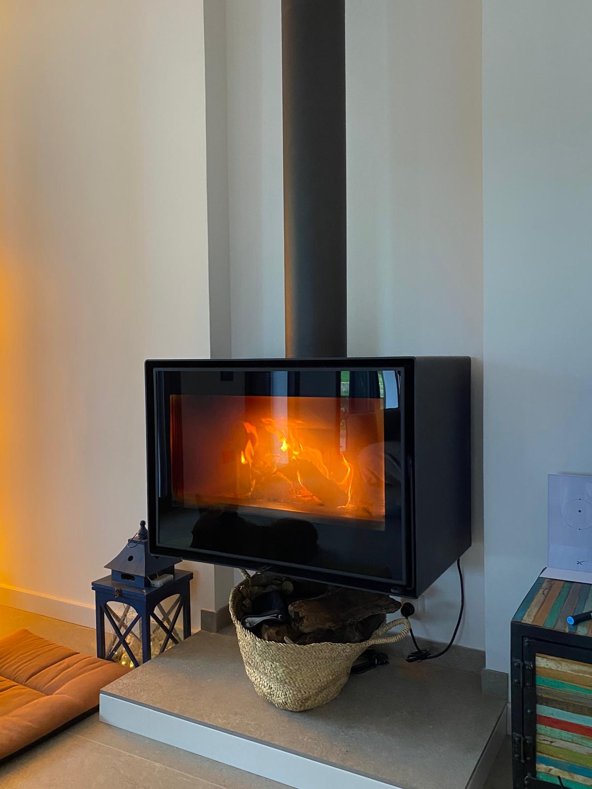 Estufa de leña Cubebox 8 Neo de Flamebox