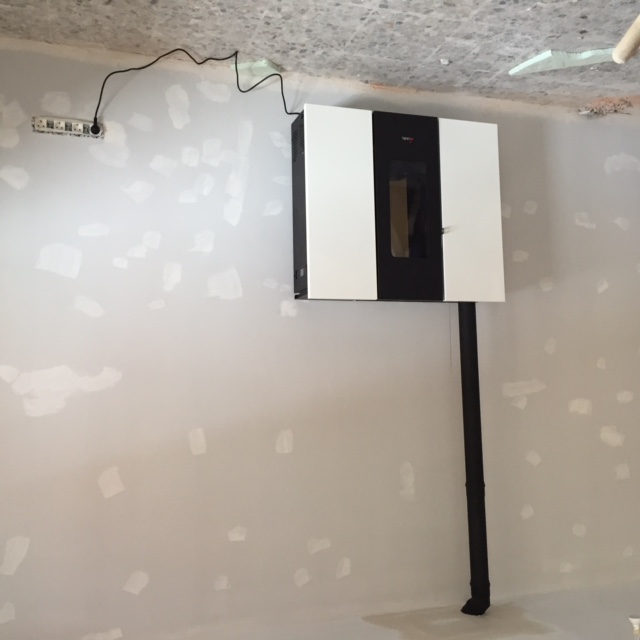 Estufa de pellet Wall