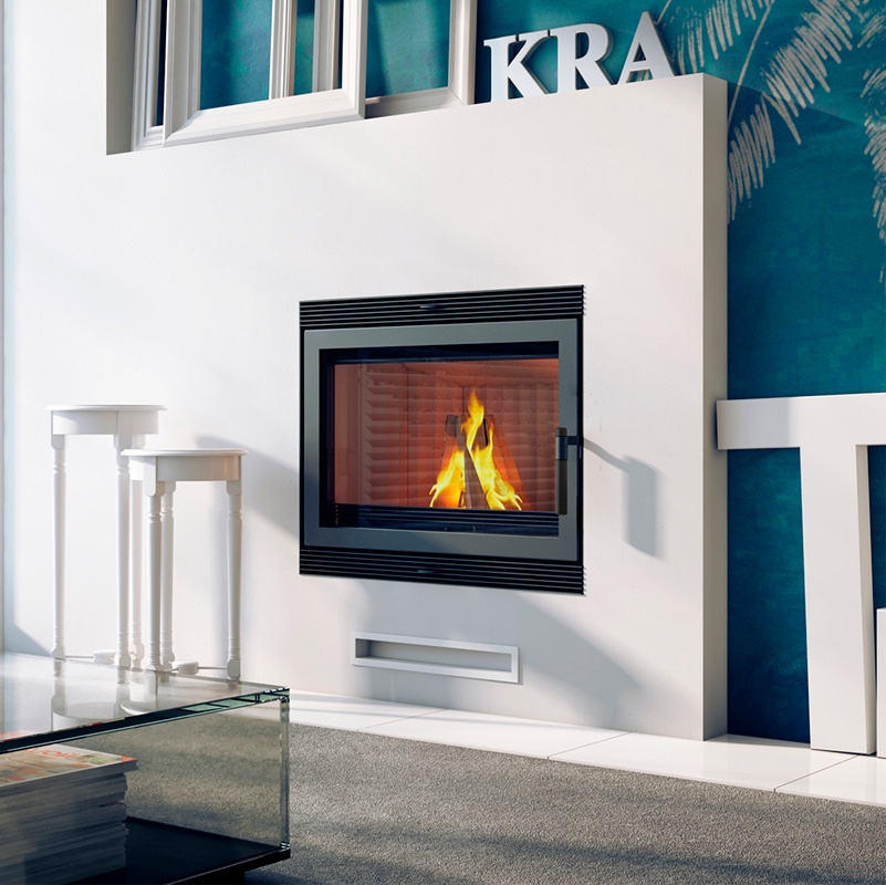 Chimenea de leña BLANKA 11kW Frontal