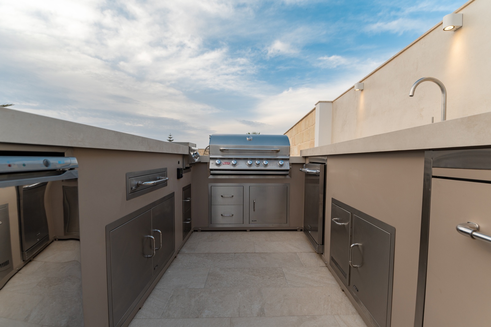 Nevera premium de exterior totalmente inox 150 litros 13