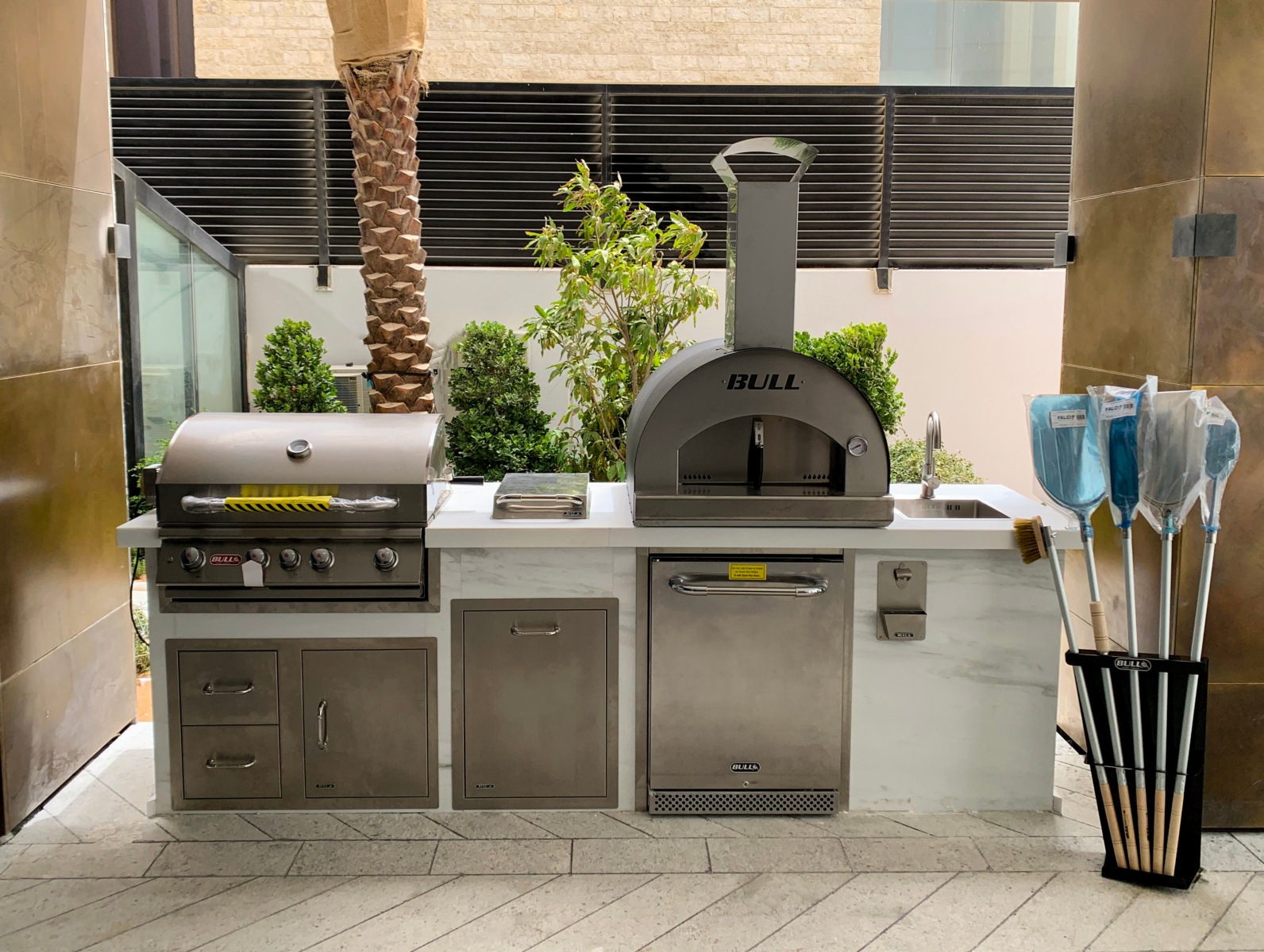 Nevera premium de exterior totalmente inox 150 litros 11