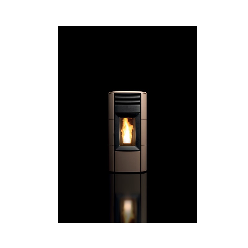 Estufa de pellet SUITE/CLUB Hydro Matic 24 R