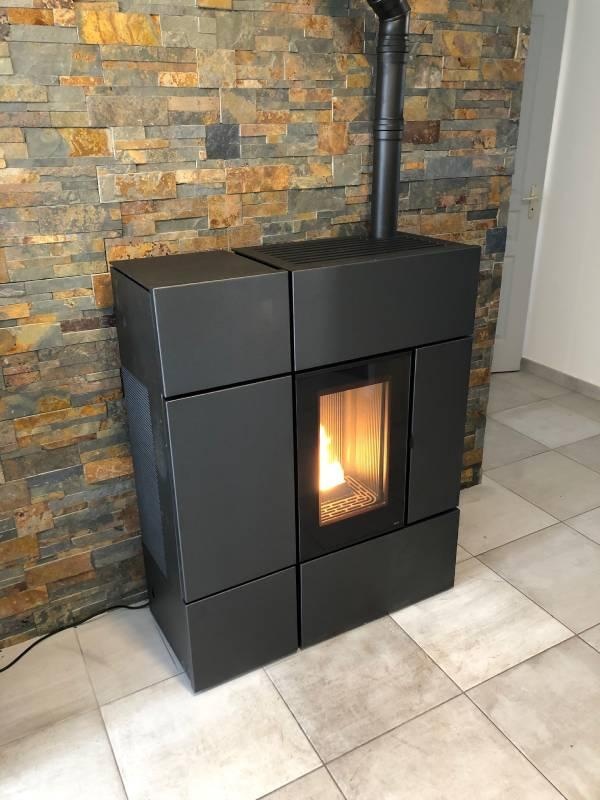 Estufa de pellet STREAM Comfort Air 12kW UP M1+ 4