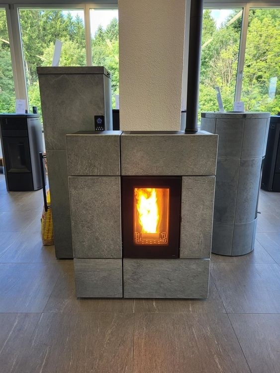 Estufa de pellet STREAM Comfort Air 12kW UP M2 2
