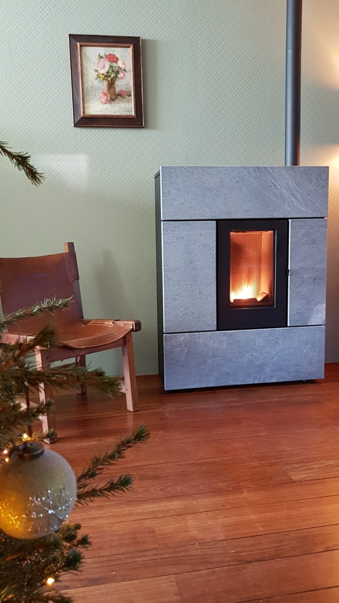 Estufa de pellet RAY COMFORT AIR 8 UP M2 5