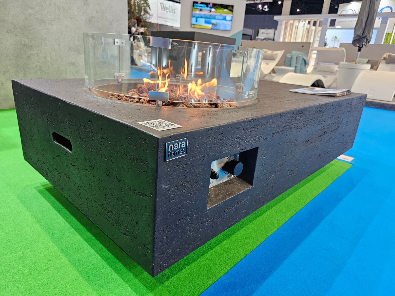 Mesa de exterior composite YASUR LPG 2